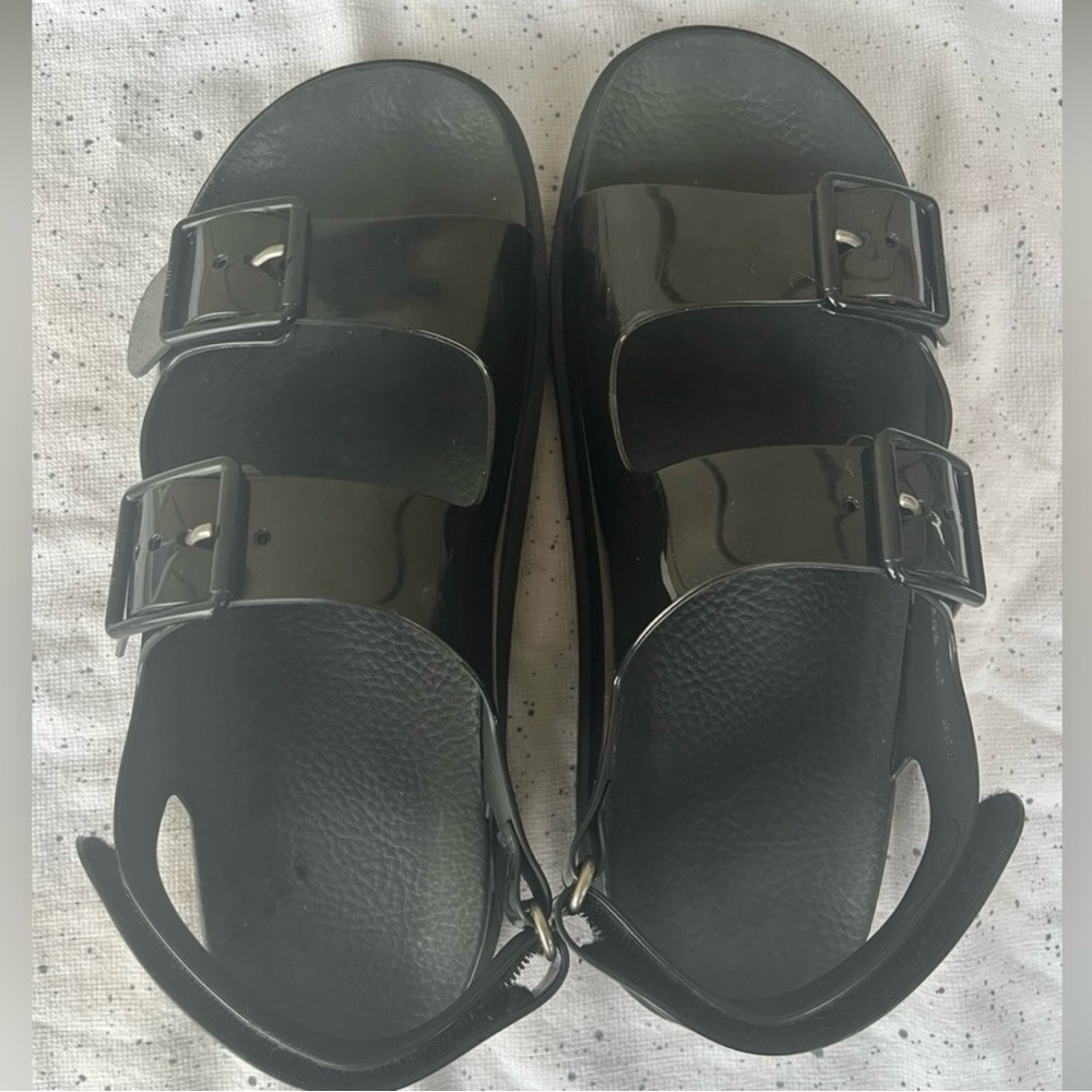 Authentic Gucci Sandals - image 7